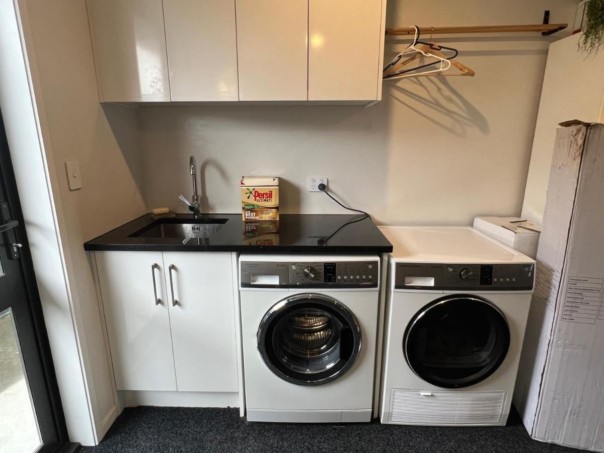 Convenient And Comfortable Waitara Экстерьер фото